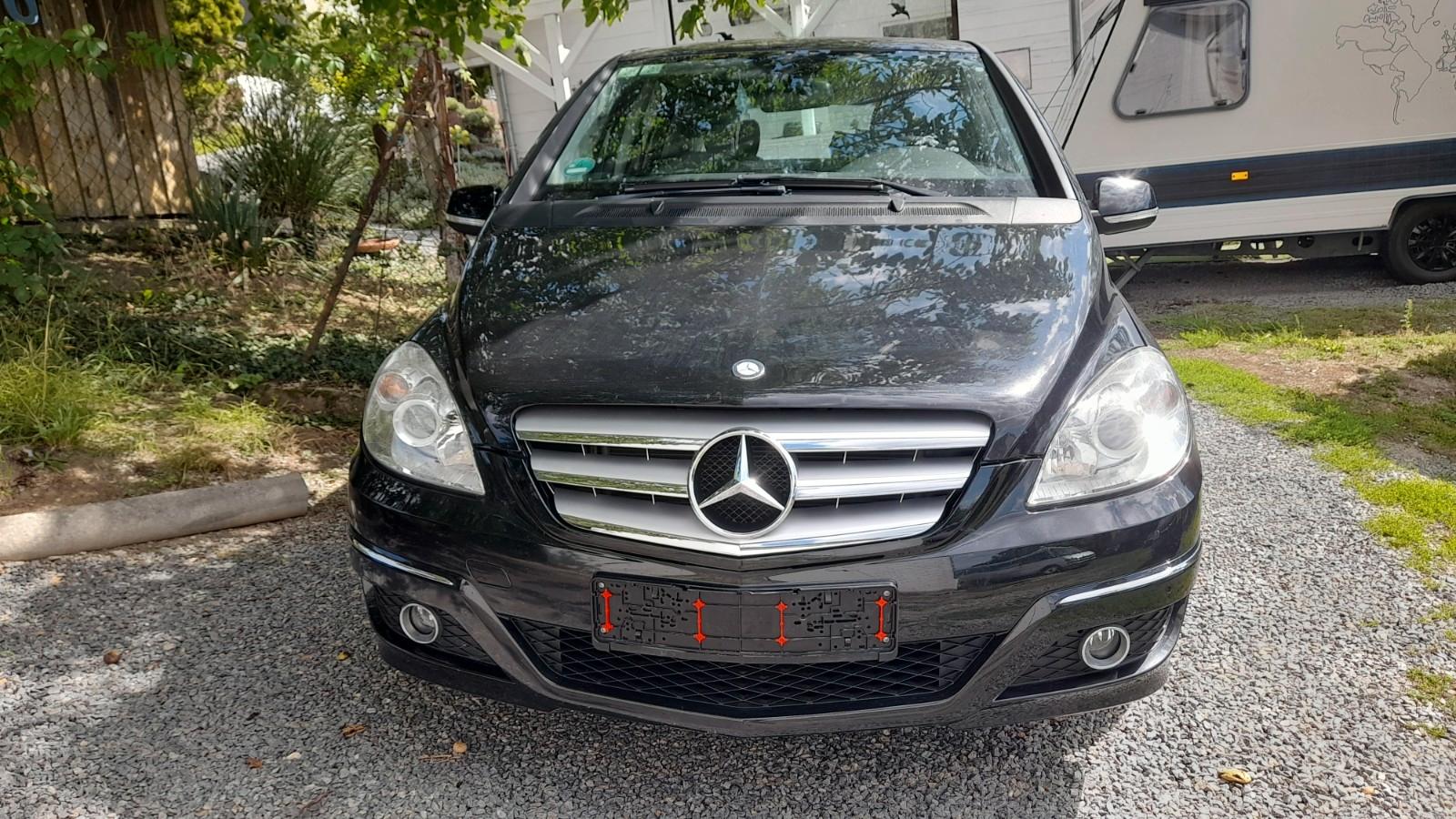 Mercedes-Benz B 200