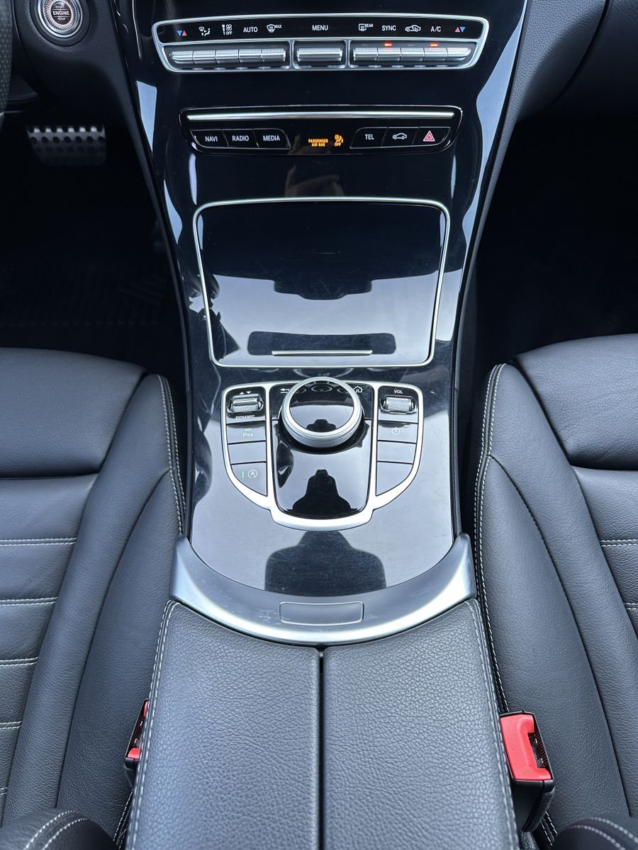 Fahrzeugabbildung Mercedes-Benz C 220d T 4Matic AMG-Line NAV+LED+18ZO+DISTRONIC