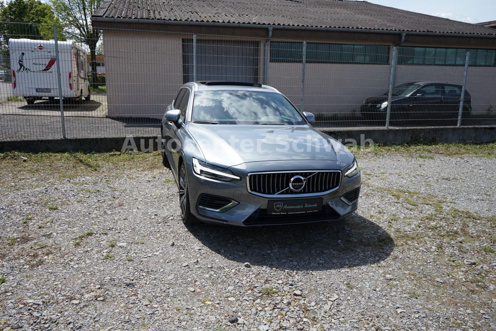 Volvo V60 Inscription Plug-In Hybrid AWD-HUD-PANO-ACC