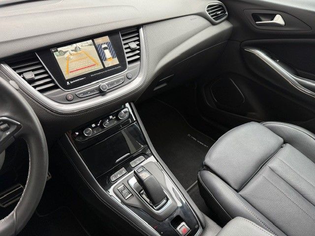 Fahrzeugabbildung Opel Grandland Business Elegance 1.6l Hybrid 300PS!