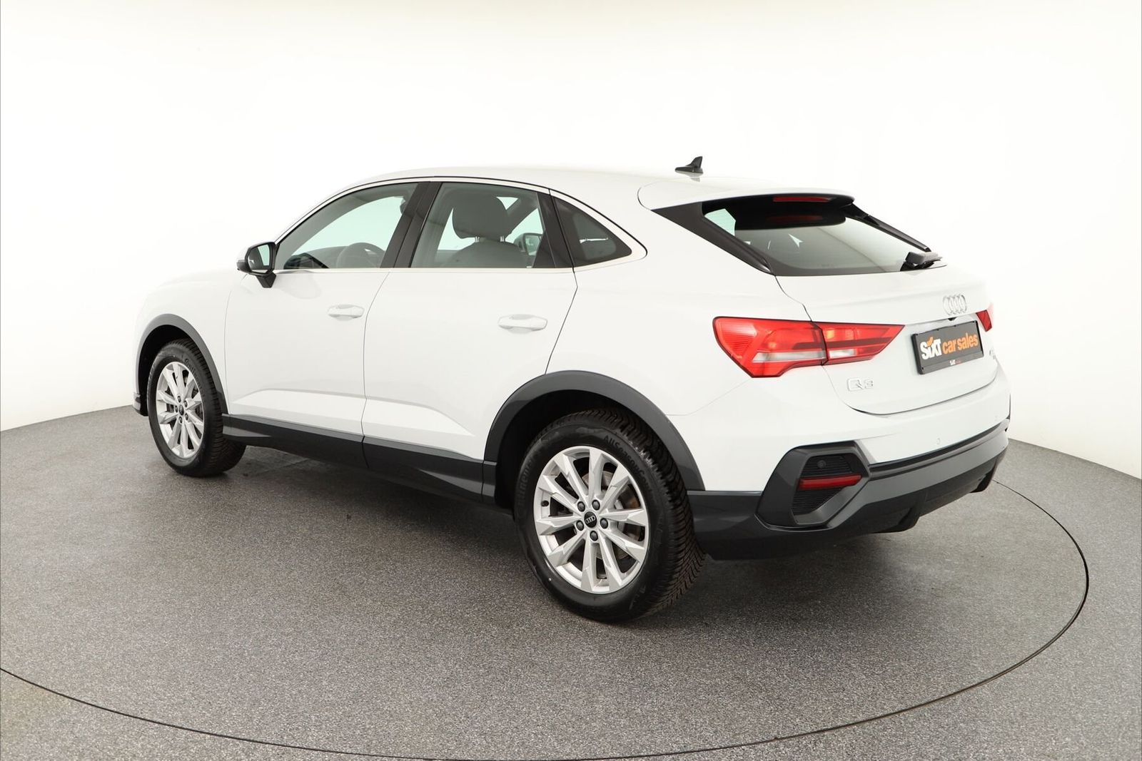 Audi Q3 Sportback 40TFSI qua. LEDer ACC NAV RFK SHZG foto 4