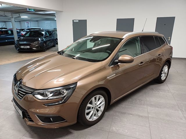 Renault Megane IV 1.2 TCe  Grandtour Intens Automatic