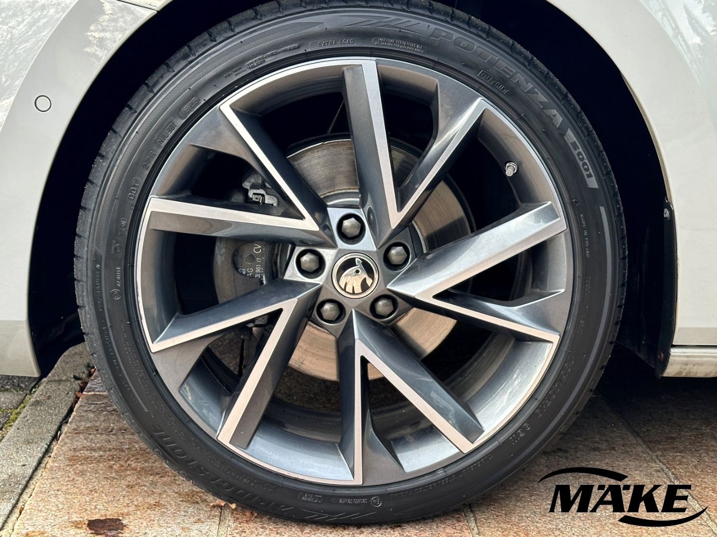 Superb SportLine Combi Sportline 2.0 TSI DSG ACC