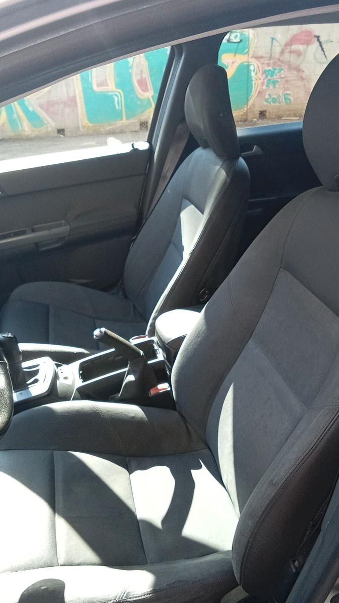 Volvo V50 2006 — photo 8