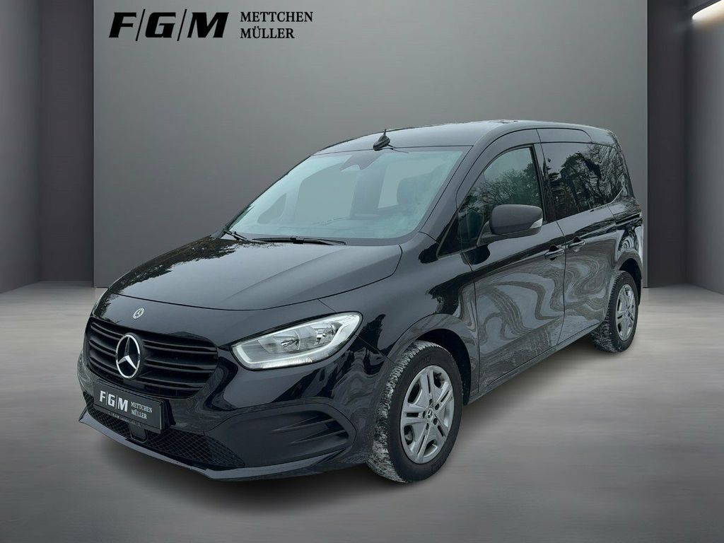 Mercedes-Benz — hlavná fotografia