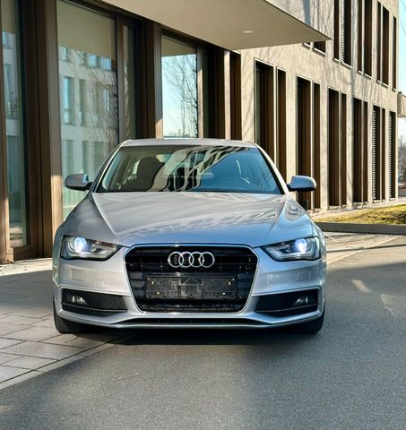 Audi A4 Lim. Sehr gepflegt S Line Automatik Tüv NEU