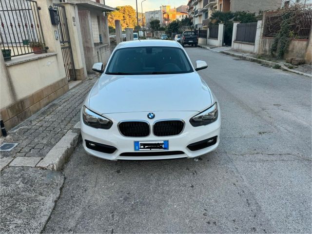 BMW Bmw 118 118d 5p. Urban