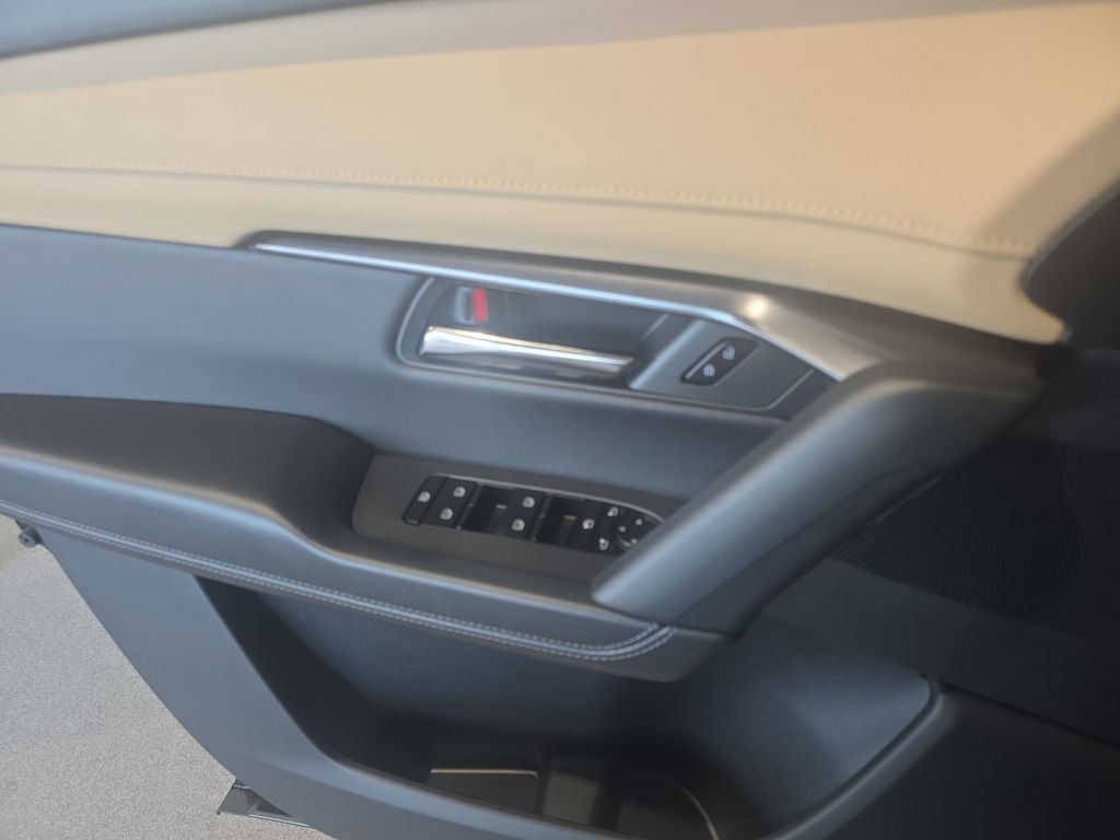 MAZDA CX-5 Homura 2,5G AT 141PS Leder Matrix-LED Navi MAZDA CX-5 Homura 2,5G AT 141PS Leder Matrix-LED Navi