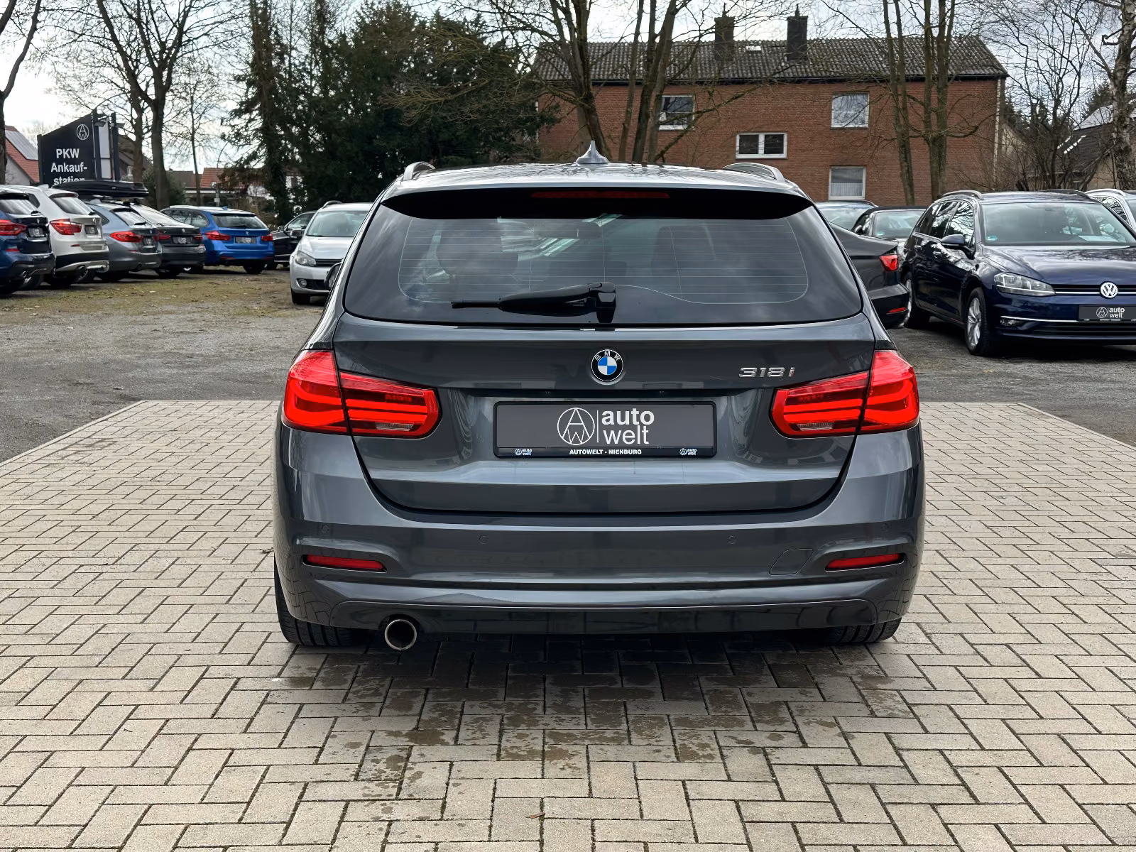 BMW 318i Touring, Aut., LED, Leder, TÜV neu