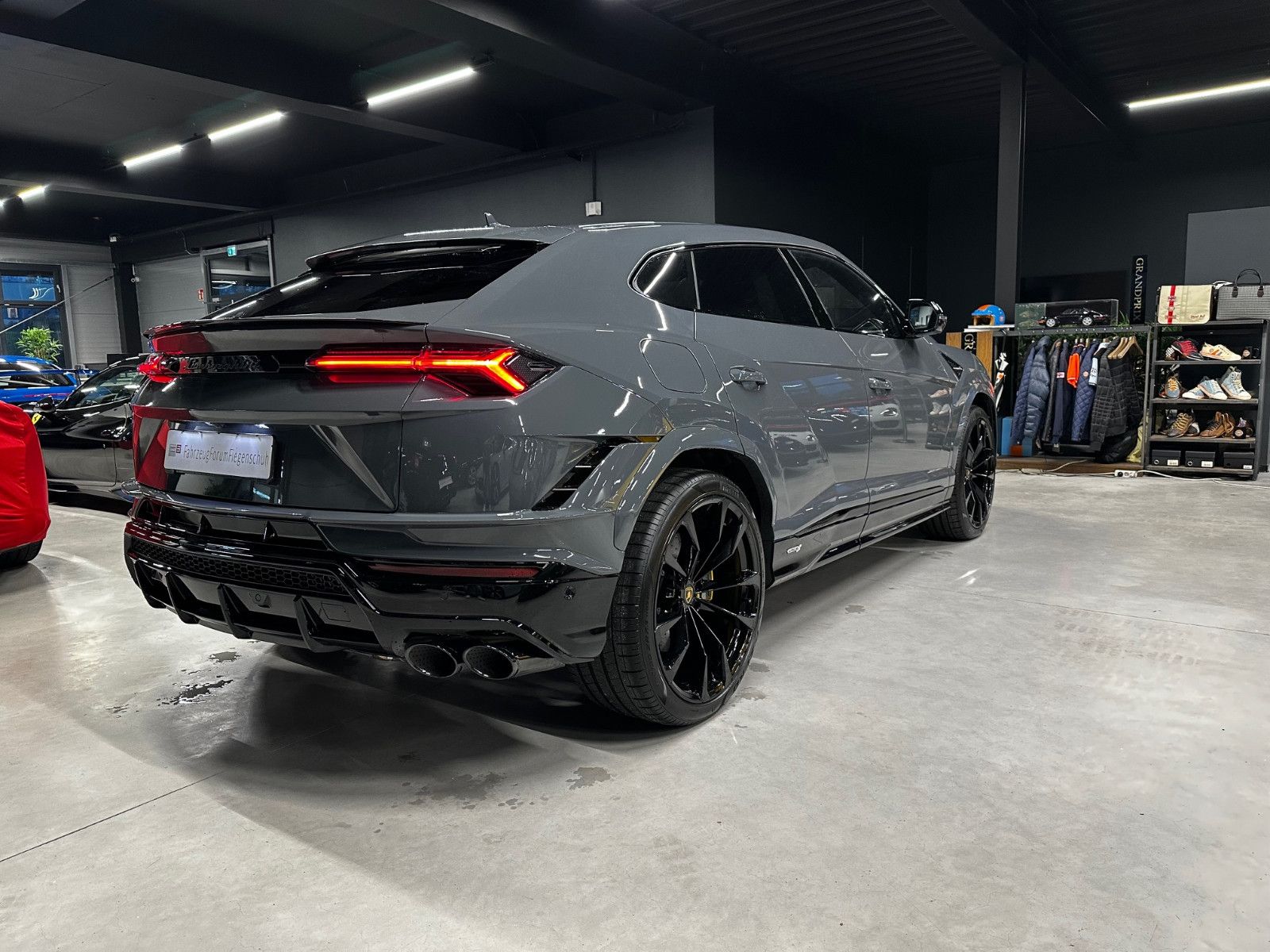 Fahrzeugabbildung Lamborghini Urus S, Pano, 3D, Massage+Belüft.,23 Zoll