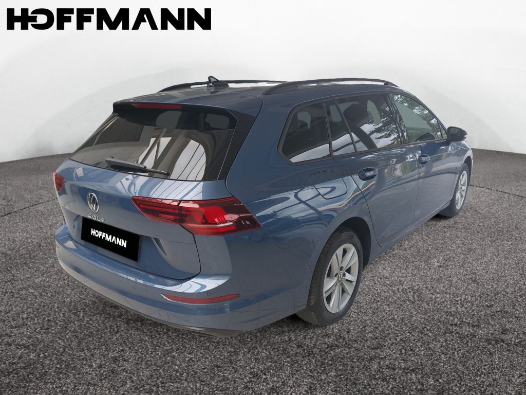Fahrzeugabbildung Volkswagen Golf Variant 1.5 TSI Life AHZV Navi LED