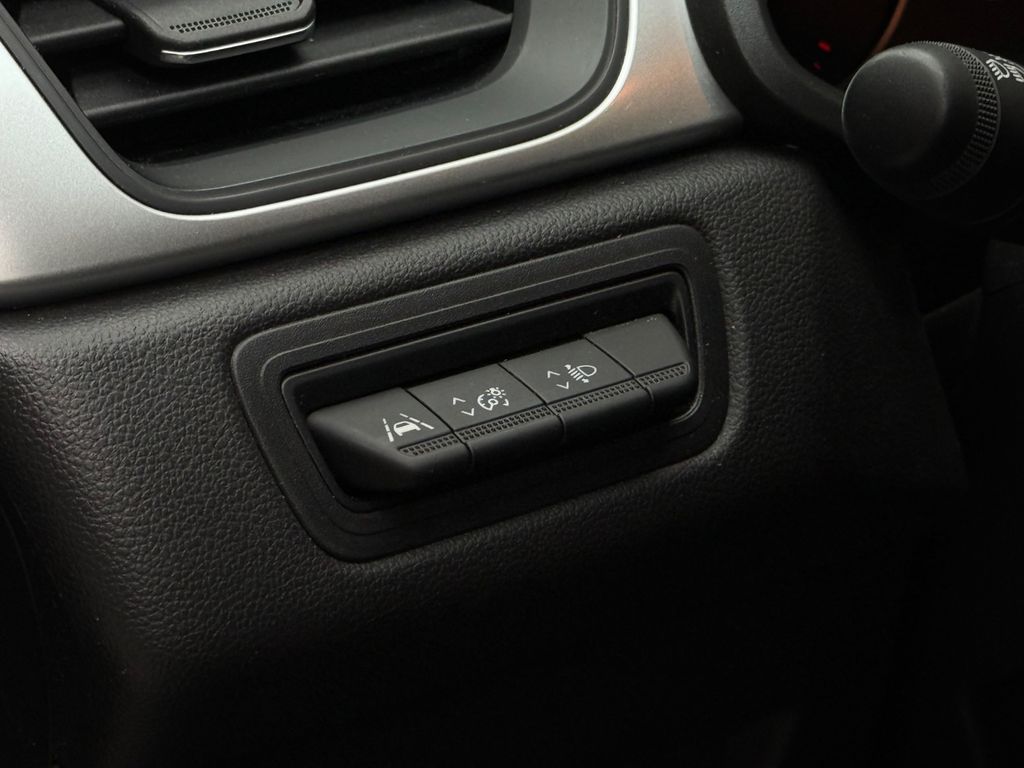 RENAULT Captur II Zen|LED|PDC|Navi|Apple&Android|Isofix RENAULT Captur II Zen|LED|PDC|Navi|Apple&Android|Isofix