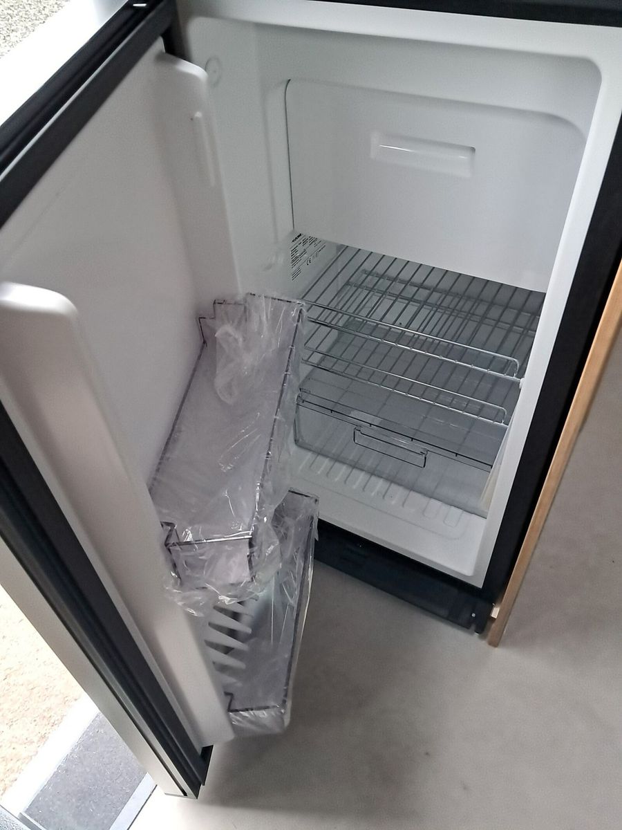 Fahrzeugabbildung Karmann Dexter 4x4 DE 570 AW 170 PS, Alufelgen, AHK TZ