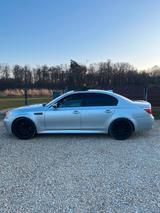 BMW M5 E60 2006, 373 kW, Vollleder, Sportpaket - BMW M5: E60