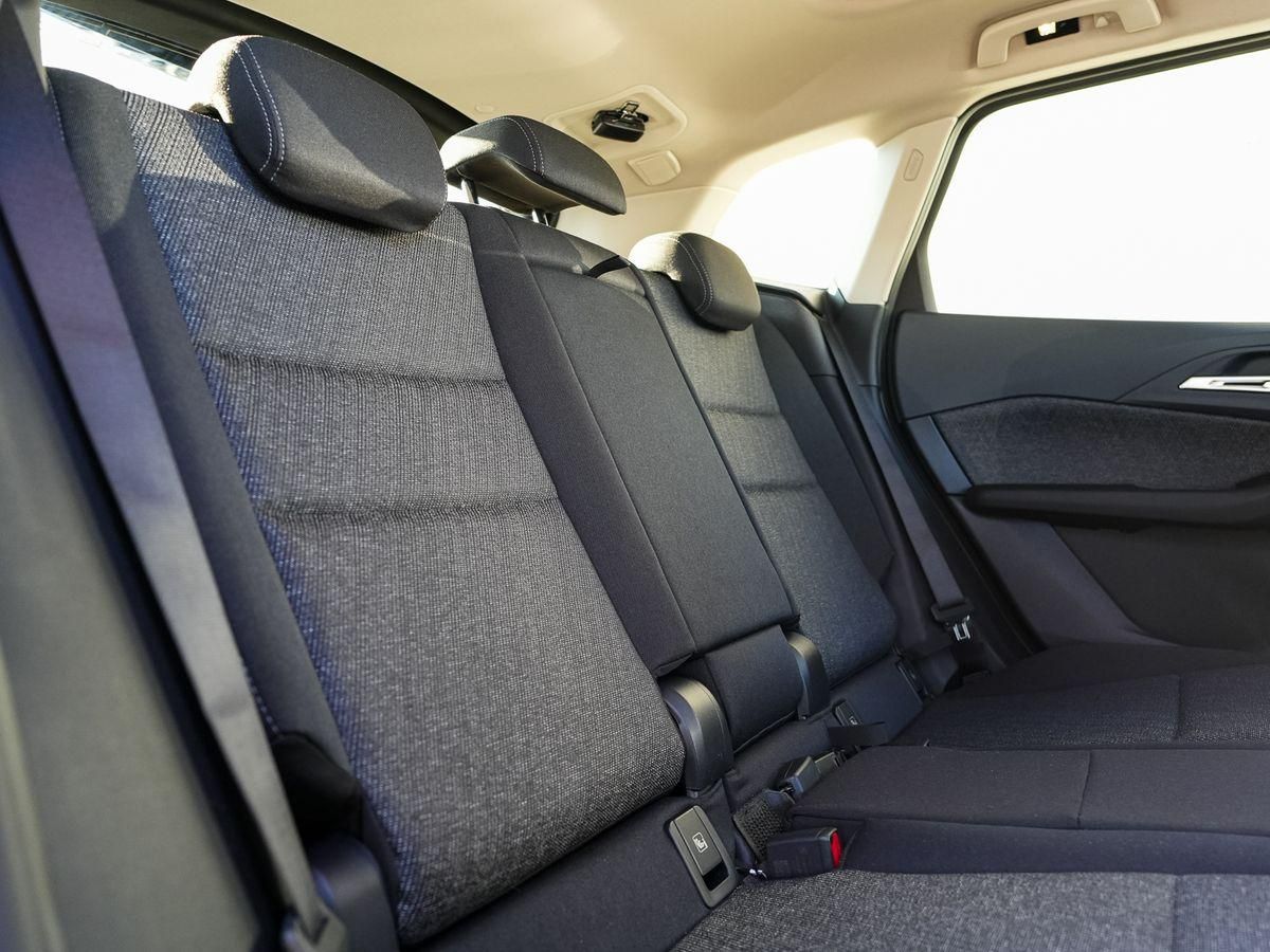 BMW 218d Active Tourer AHK PANODACH SGlas Dachreling foto 21