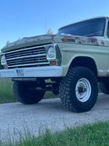 Ford F 250 - Ford F 250: Geländewagen