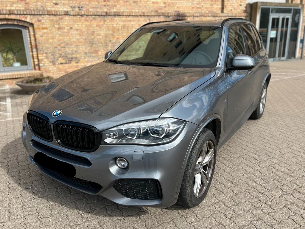 Image of BMW X5