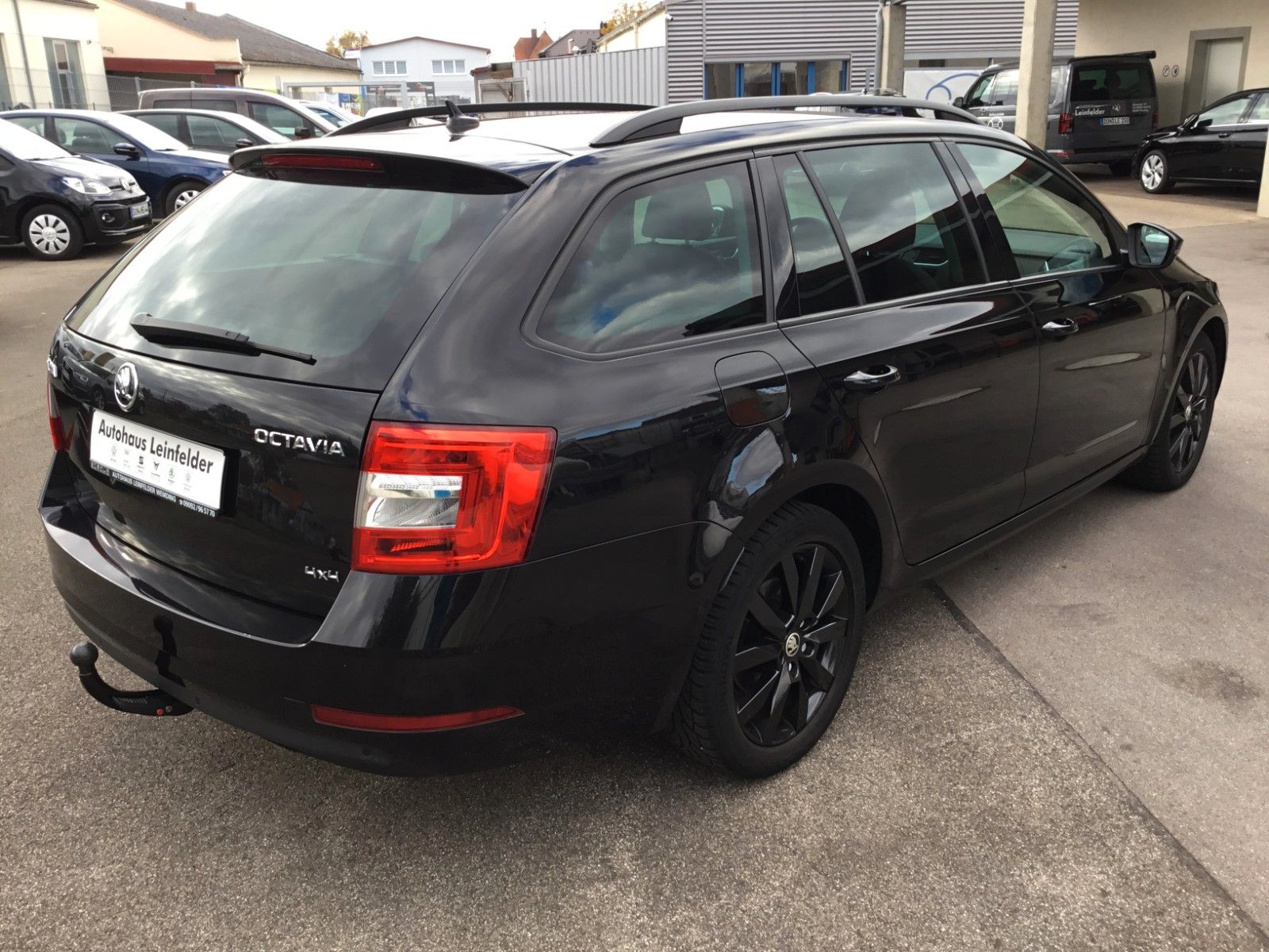 Fahrzeugabbildung SKODA Octavia 2.0 TSI DSG 4x4 Style Combi+AHK+Kamera