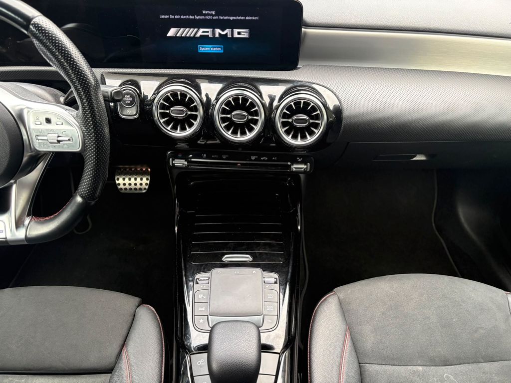 MERCEDES-BENZ A-Class 2022