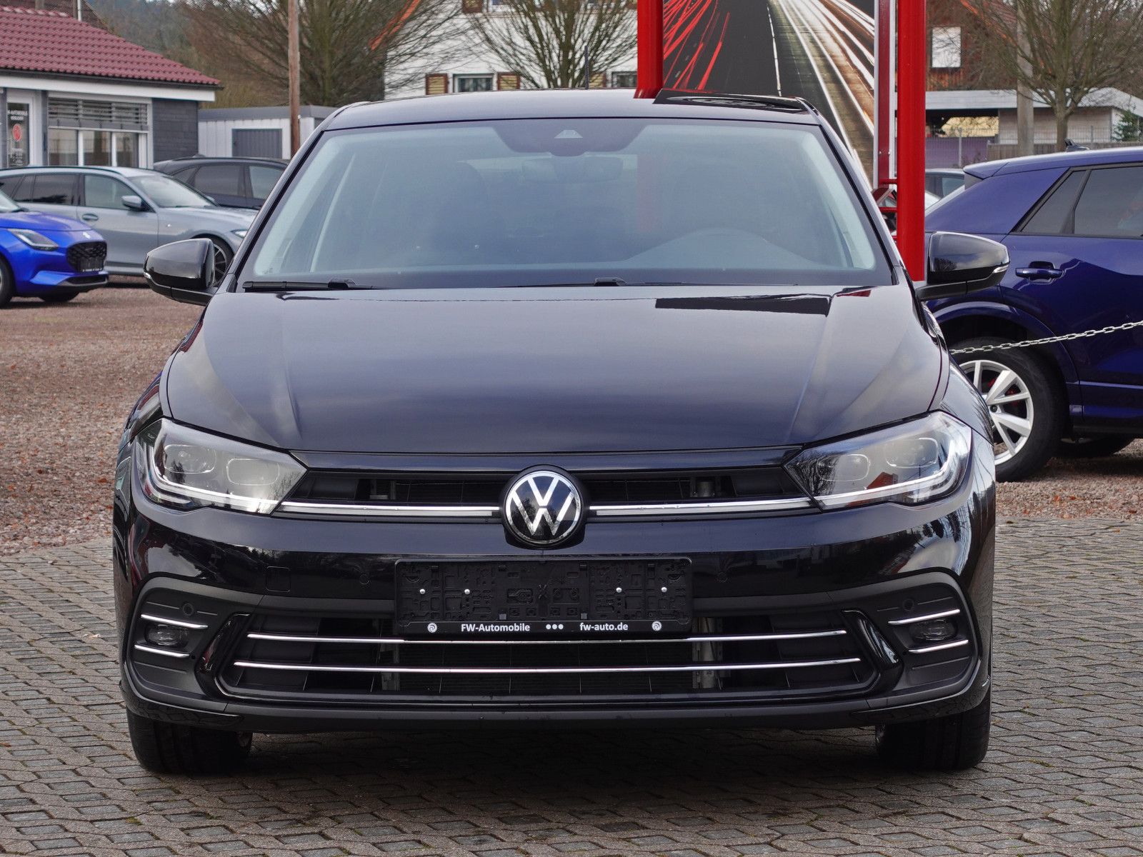 Fahrzeugabbildung Volkswagen Polo 1.0 TSI DSG Style Matrix Travel-Assist