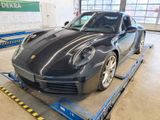 Porsche 911 Carrera 4 S - Porsche 911 Urmodell mit Benzin-Antrieb