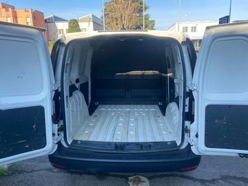 Volkswagen Caddy - 9