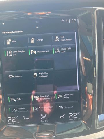 V60 T6 AWD R Design Expression Recharge