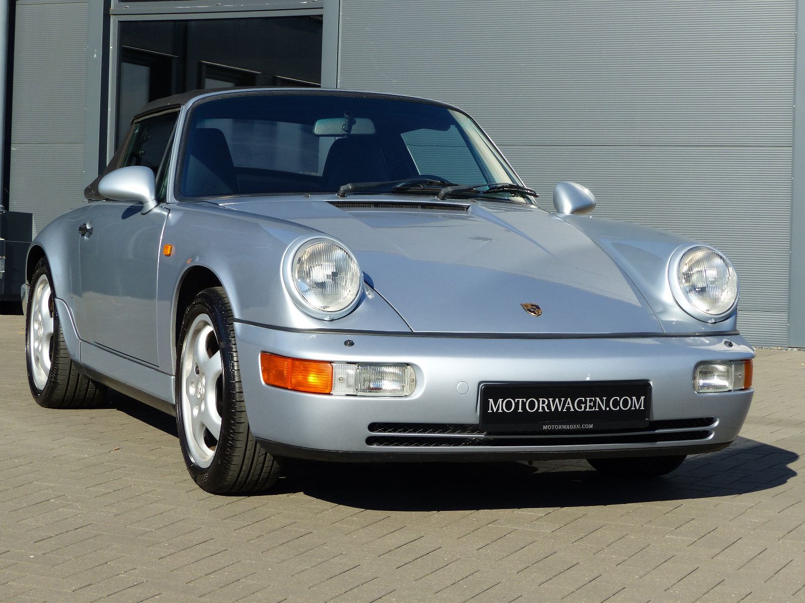 Fahrzeugabbildung Porsche 964 Carrera 4 Cabriolet