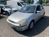 Ford Focus 1.6 Ghia - Ford Focus aus 2002: Ghia