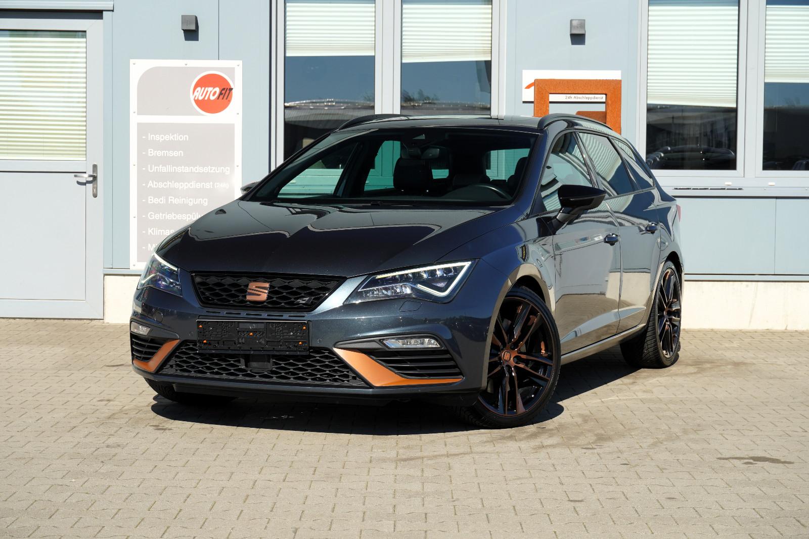 Seat Leon ST Cupra 300 4Drive*Kamera*ACC*LED*Pano*