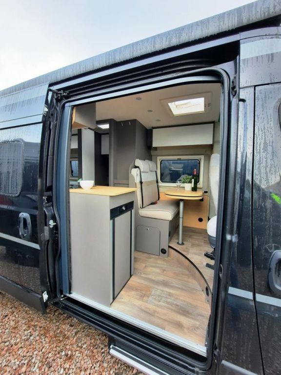 Fahrzeugabbildung LMC Innovan 600 Verfüg./Sparen Sie 15.981,- €