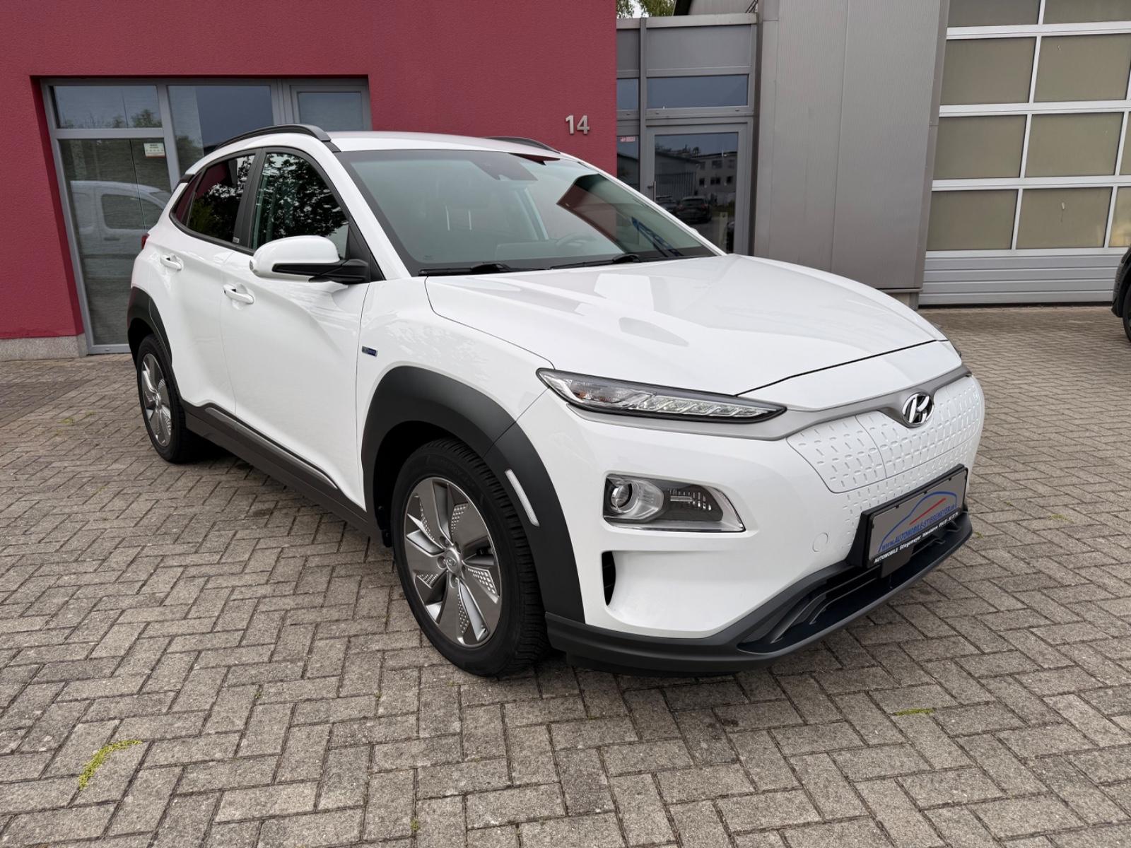 Hyundai Kona Style Elektro 2WD Tüv und Inspektion neu