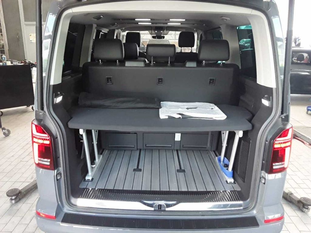 T6.1 Multivan 2.0TDI DSG Gen Six AHK/Navi/Kamera