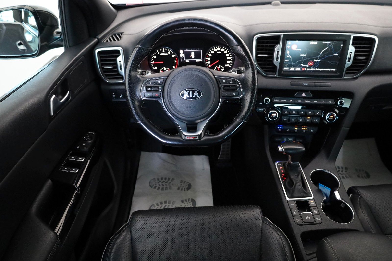 Fahrzeugabbildung Kia Sportage GT-Line 4WD,Leder,Navi,4xSH,Panorama+WR
