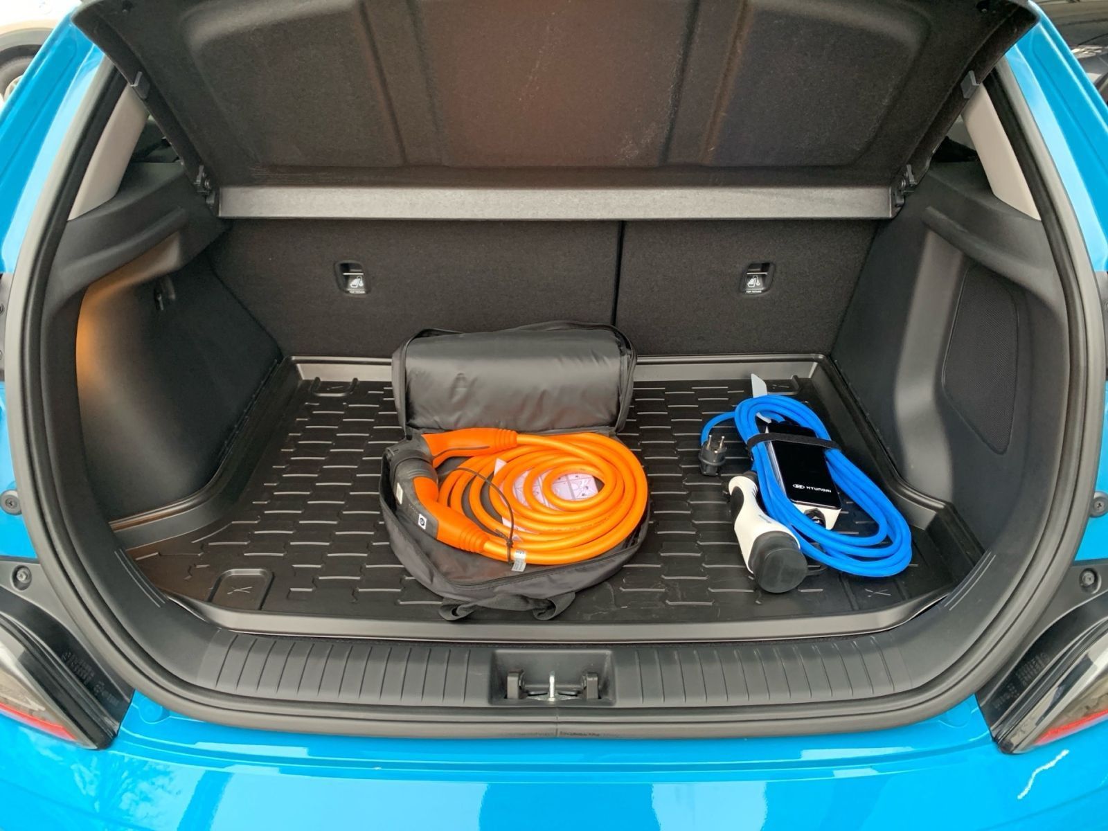 Fahrzeugabbildung Hyundai KONA Trend Elektro 11kW OBC Assi Navi