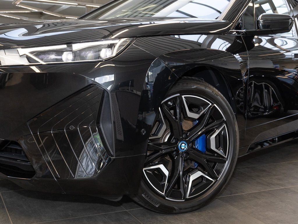 BMW iX xDrive40 (ab 2021) M Sport HUD ACC AHK RFK foto 4