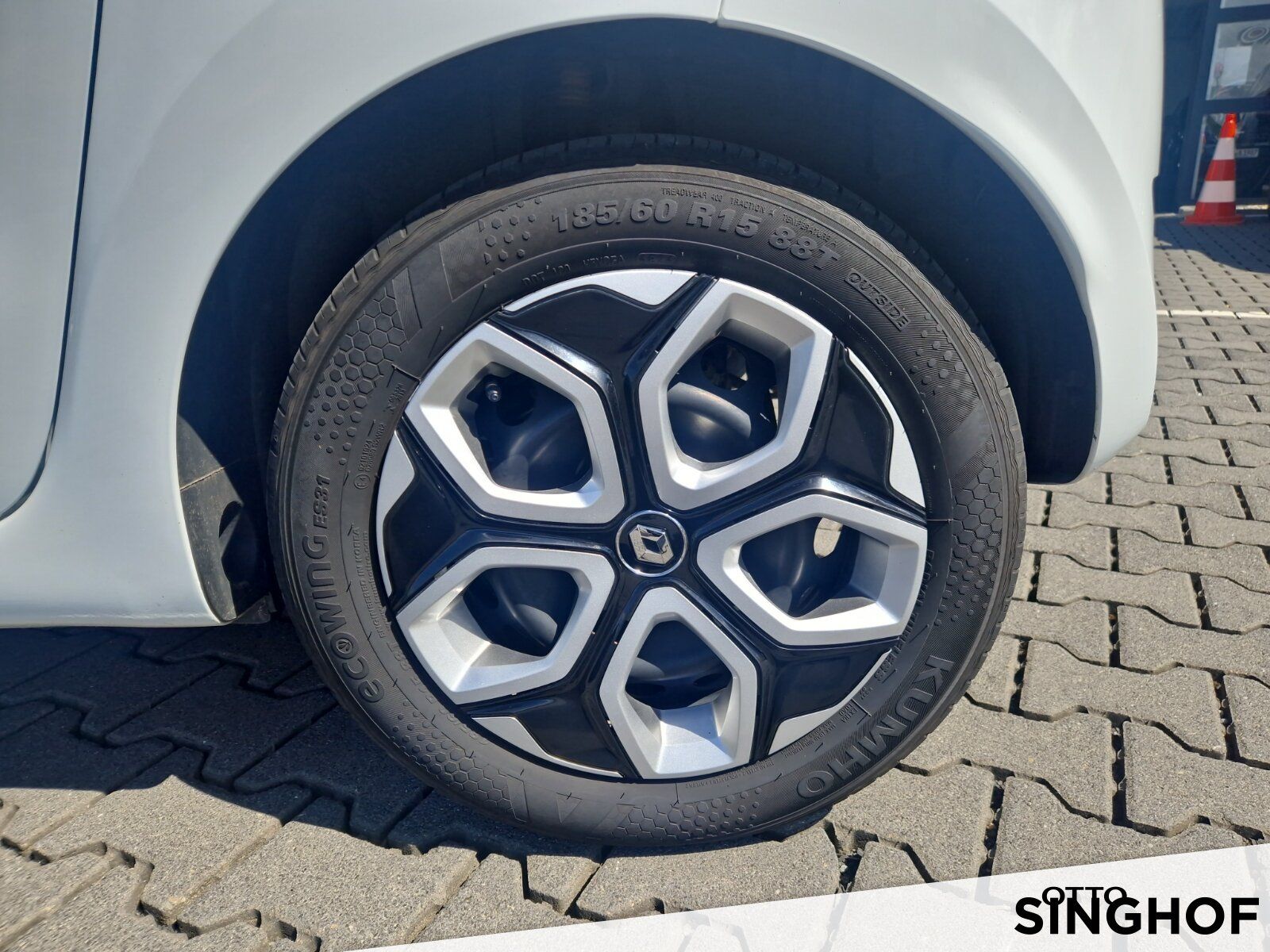 Fahrzeugabbildung Renault Twingo 1.0 SCe 65 Equilibre (EURO 6d)