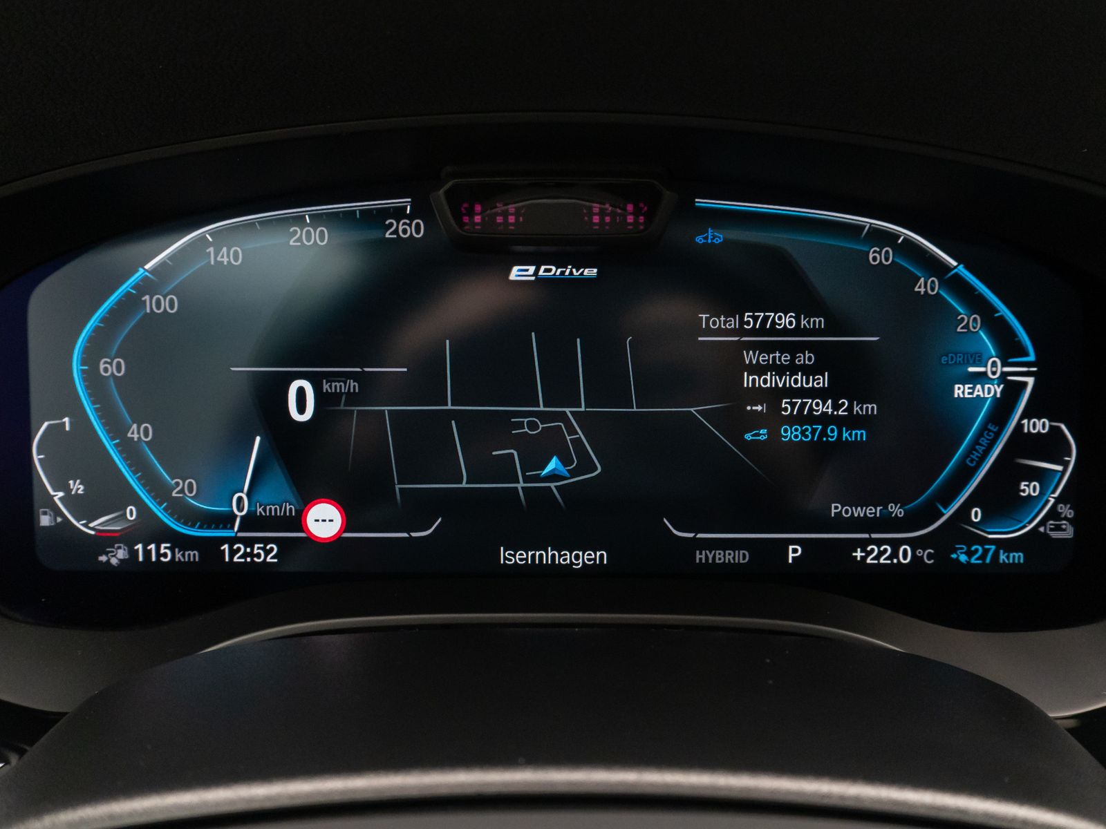 Fahrzeugabbildung BMW 530e xD M Sport DAB H/K HUD Panorama Laser AHK