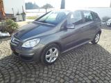 Mercedes-Benz B 160*Blue Efficiency*Sitzhzg.*Navi* - gebrauchte Mercedes-Benz B 160 aus dem Jahr 2010