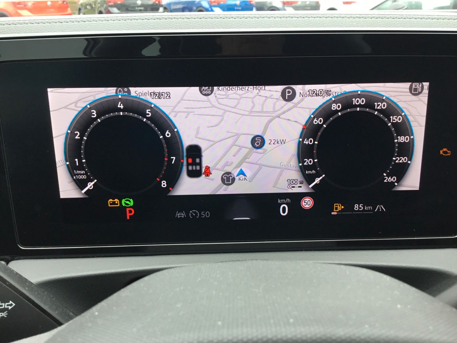 Fahrzeugabbildung Volkswagen Tiguan 1.5 eTSI DSG R-Line+AHK+19"+LED+Navi