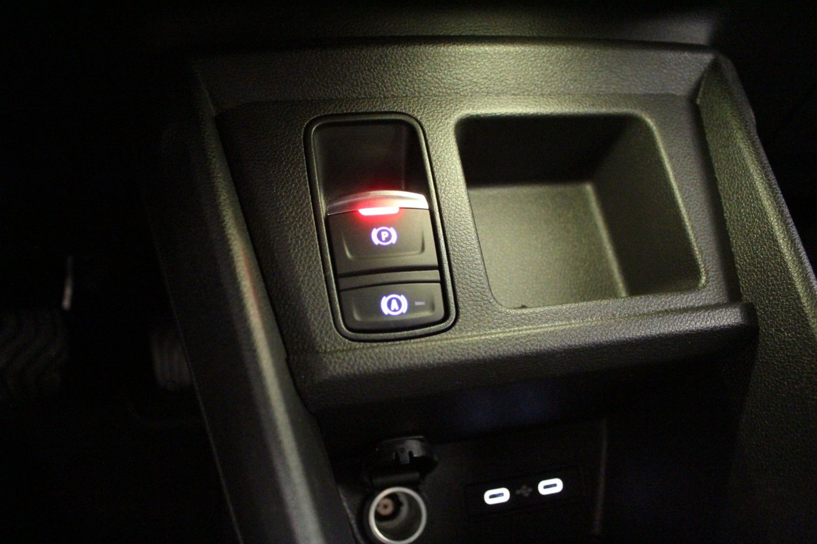 Fahrzeugabbildung Renault R 4 150 Comfort Range Iconic *Vollausstattung*