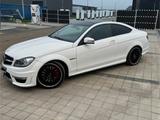 Mercedes-Benz C 63 AMG Coupé Performance - Mercedes-Benz C 63 AMG in Bremen