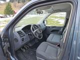 Volkswagen T5 2,5 TDI Caravelle, Allrad, AHK, kurz - Volkswagen T5 Caravelle: 9 Sitzer