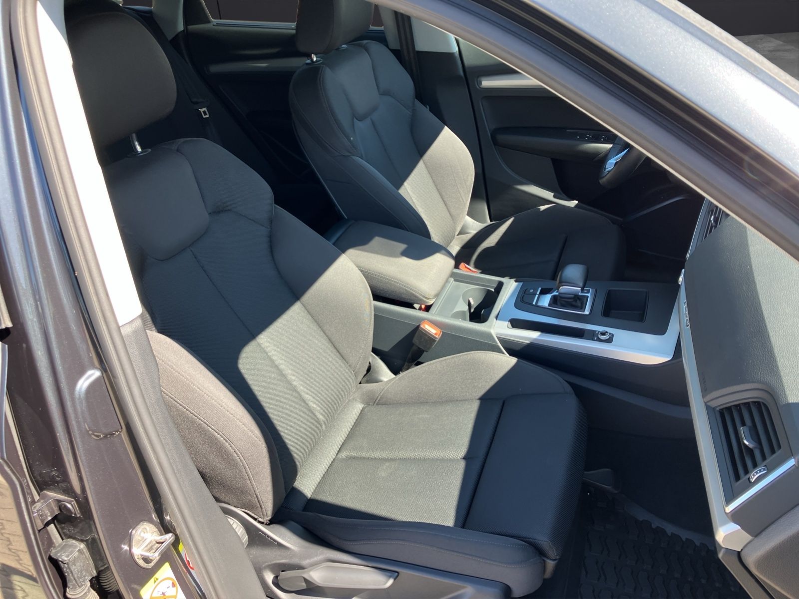 Fahrzeugabbildung Audi Q5 50 TDI quattro S-tronic AHK LED RFK