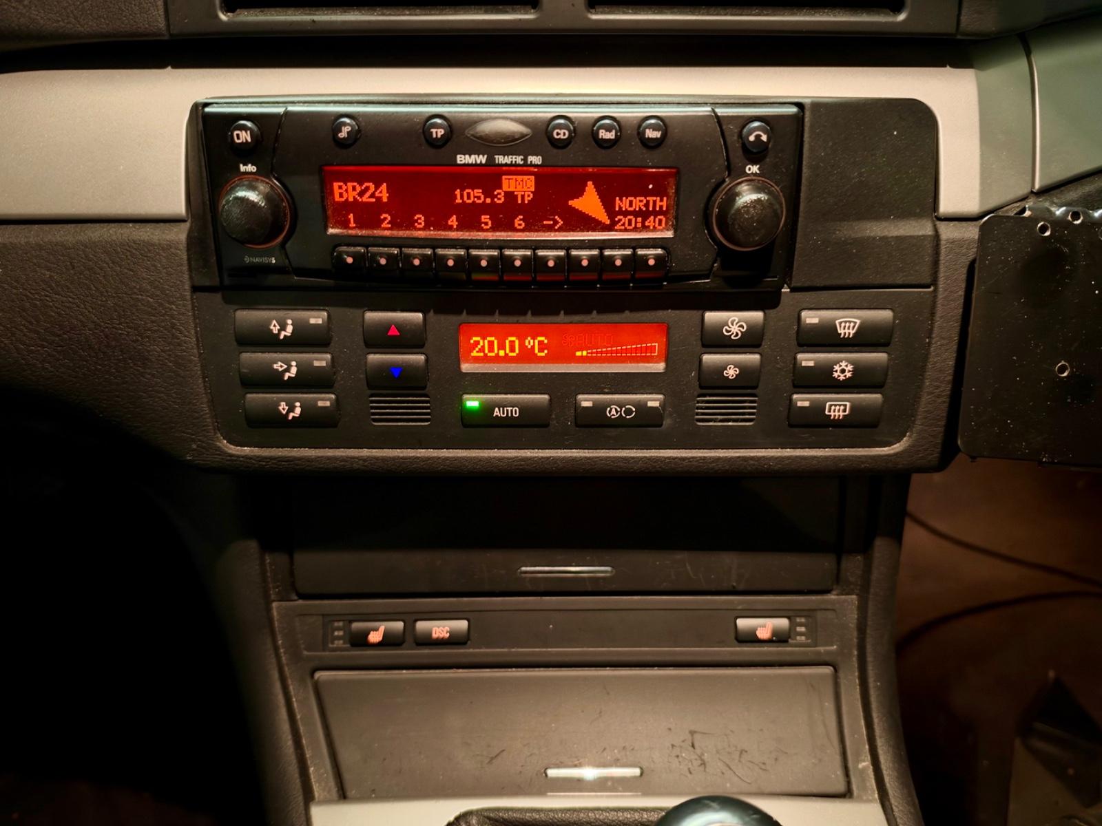 BMW 320 2005 — photo 9