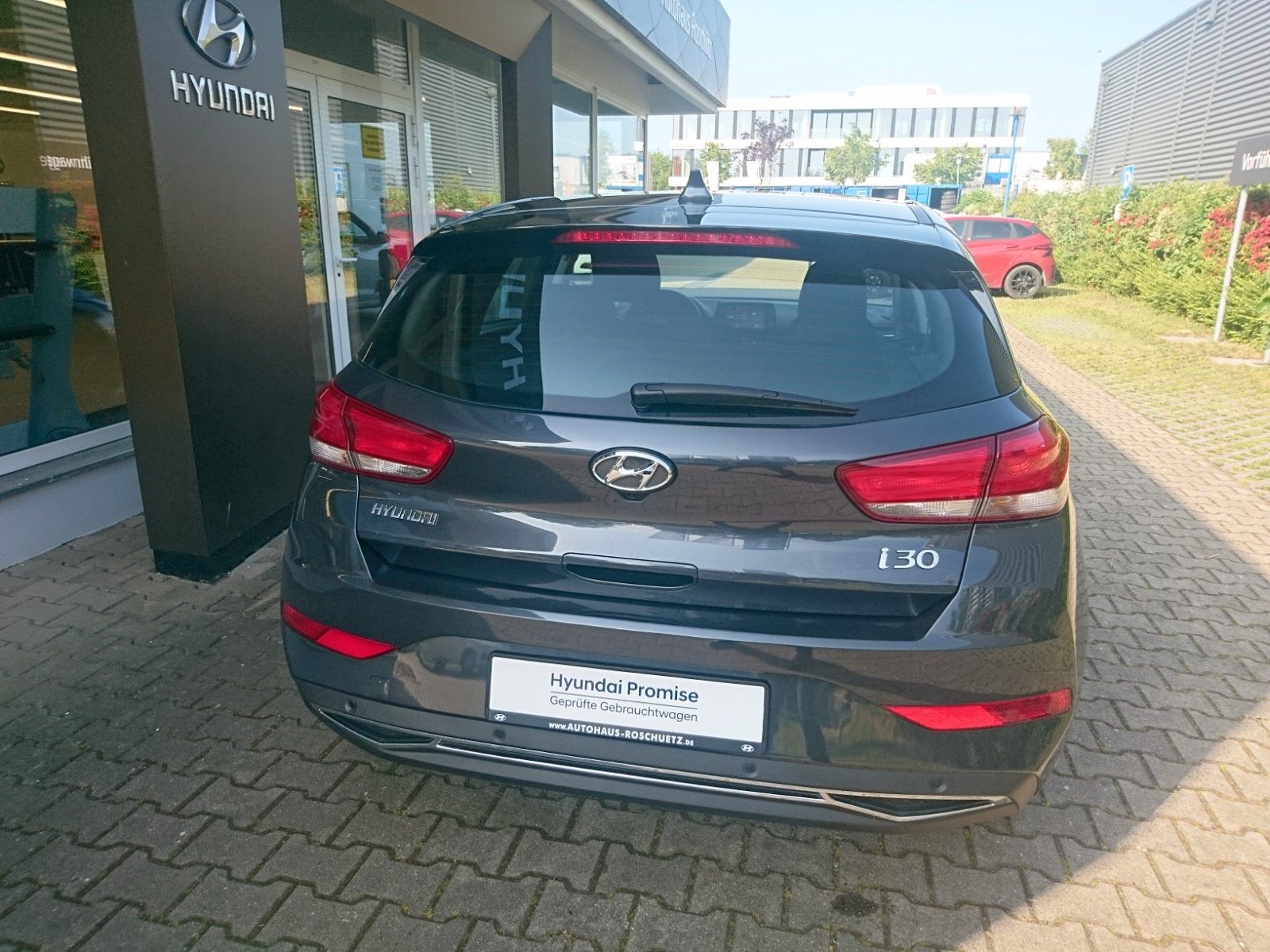 Fahrzeugabbildung Hyundai i30 1.0 T-GDI 48V- Hybrid  Trend Klima PDC RFK