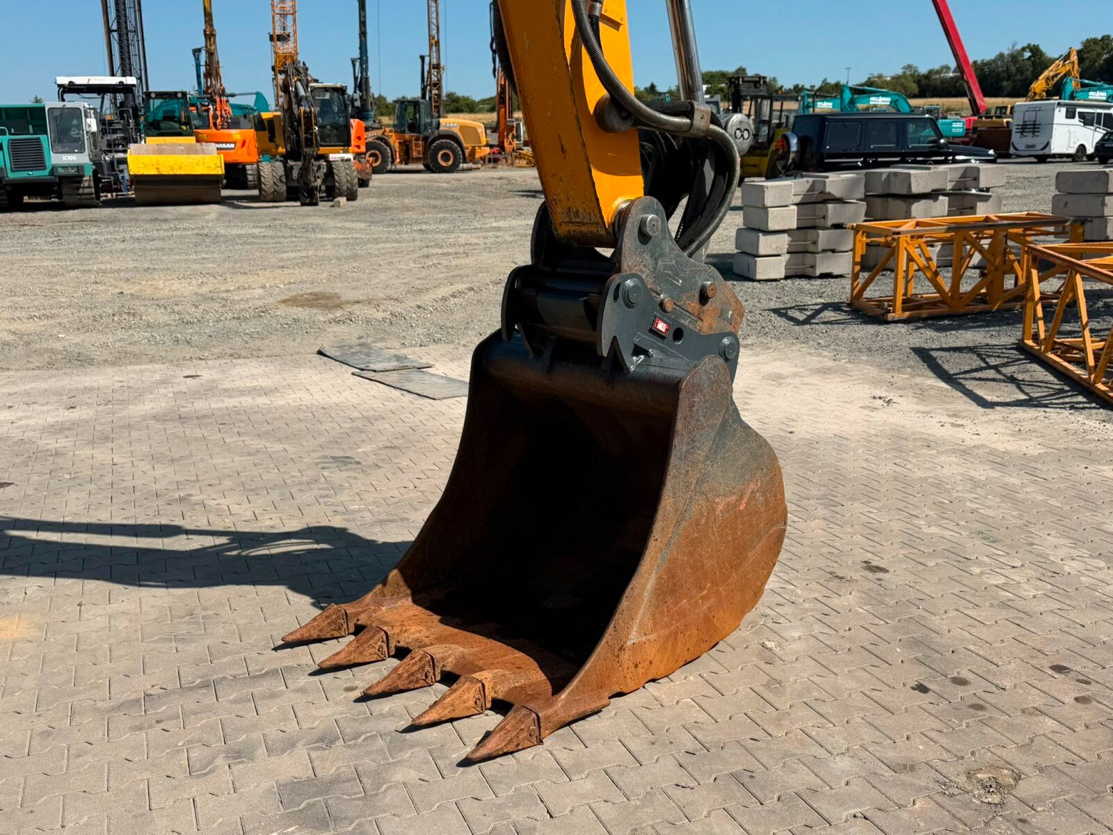 Fahrzeugabbildung Liebherr A 920 Litronic Mobilbagger