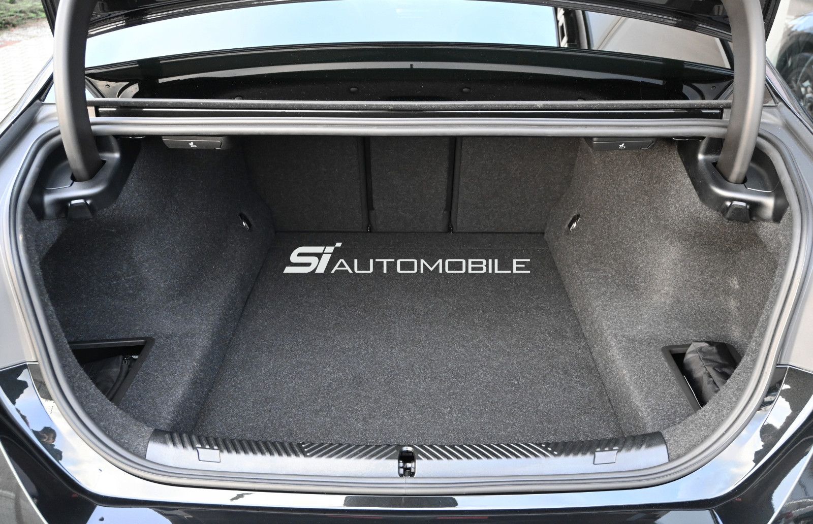 Fahrzeugabbildung BMW 520d °KOMFORTSITZE°PANO°SITZKLIMA°STANDHEIZ°360°