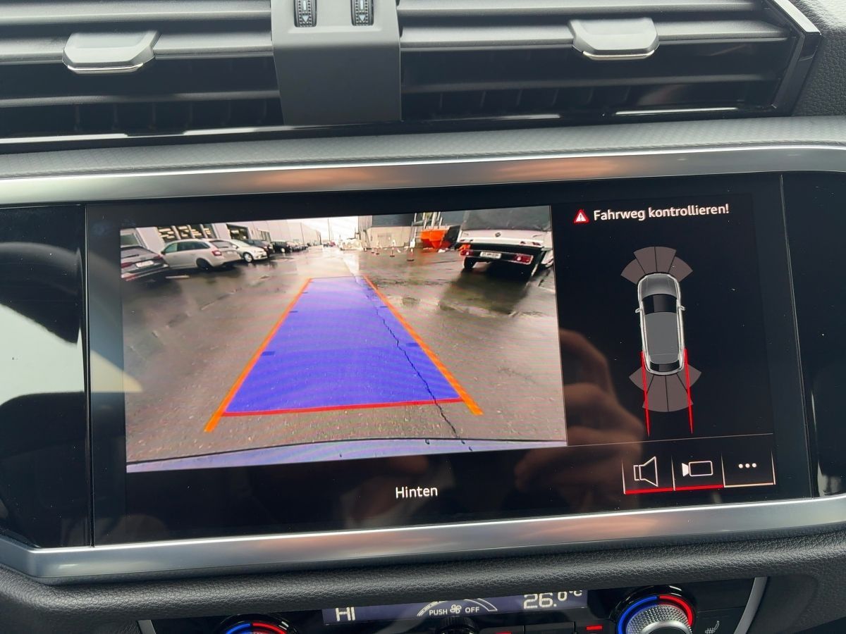 Audi Q3 - Bild 21