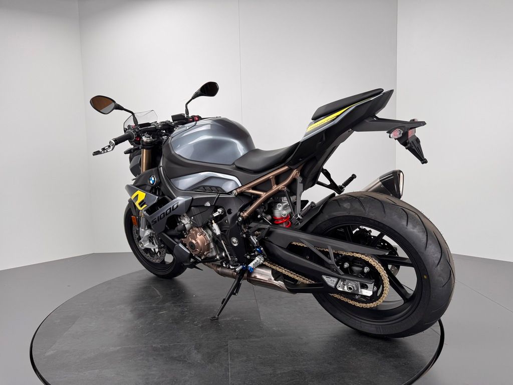 Fahrzeugabbildung BMW S 1000 R *NEUWERTIG *KAUM KILOMETER